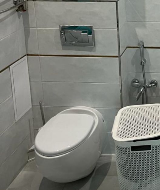Продам унитаз для инсталяции