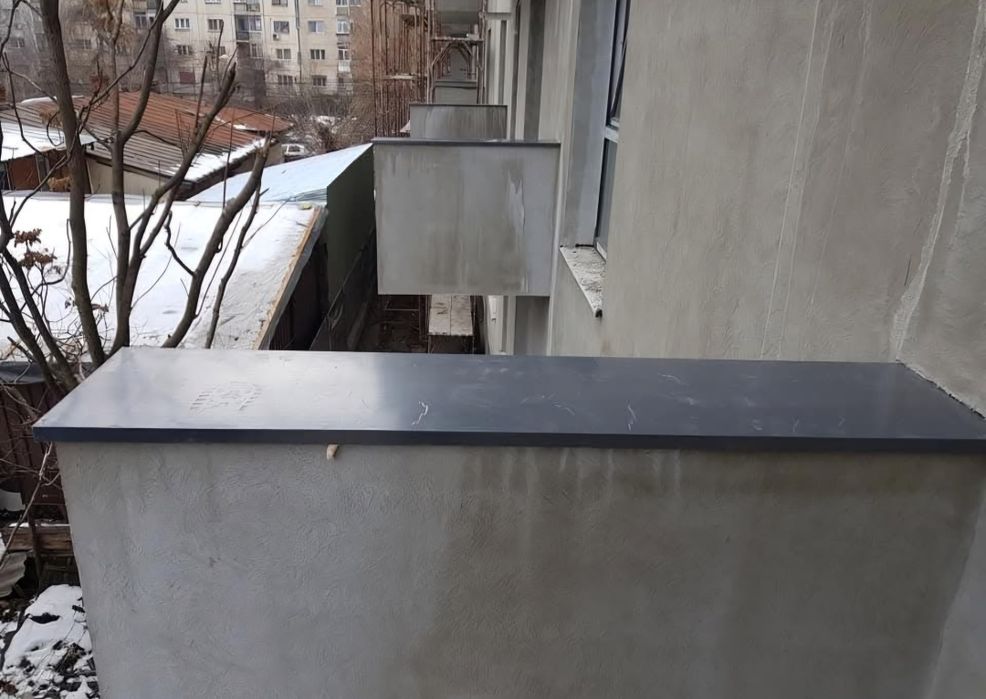 Profil  din tabla inchidere zid  atic terasa gard . Profil tera