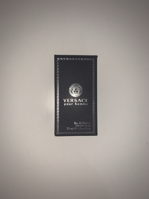 одеколон Original Versace Pour Homme.