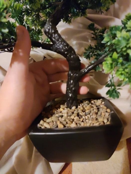 Bonzai din plastic in ghiveci ceramic