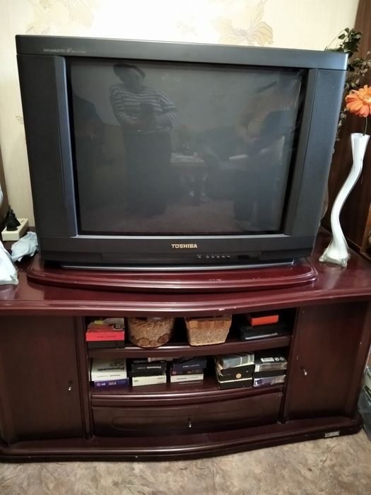 Телевизор марка Toshiba