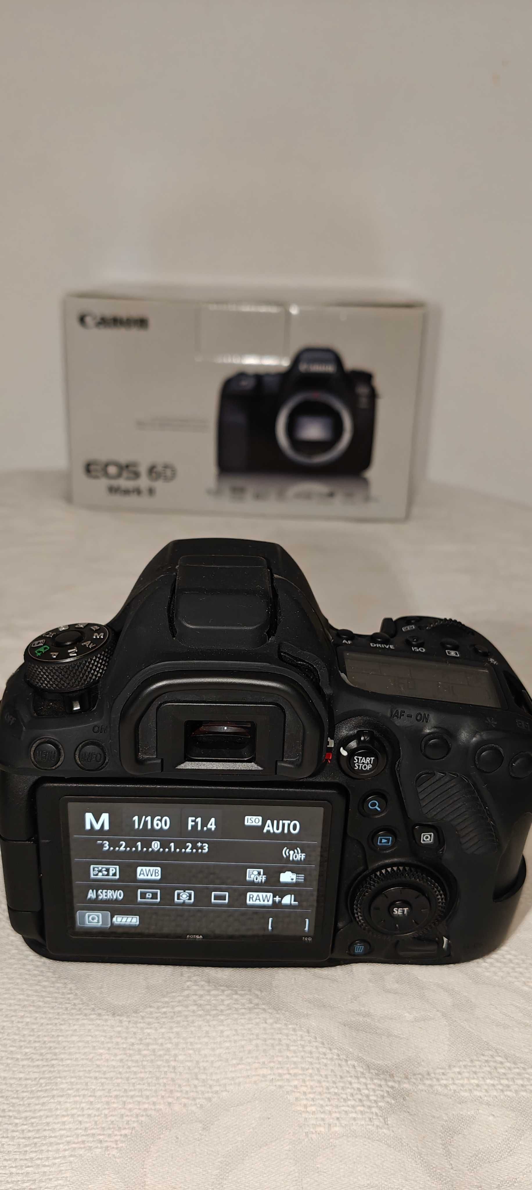 Aparat foto dslr CANON 6D MK2