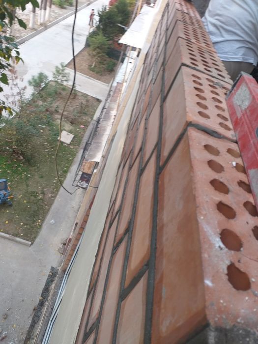 Малярк Абой Кафел ба балконга гишт теришамиз.