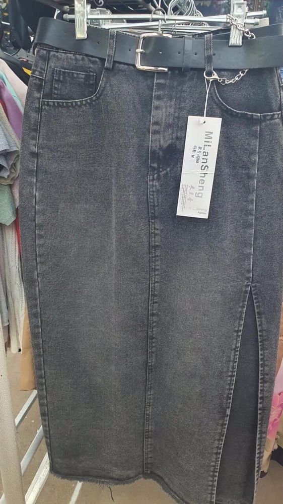 Юбка джинсовая , с разрезом