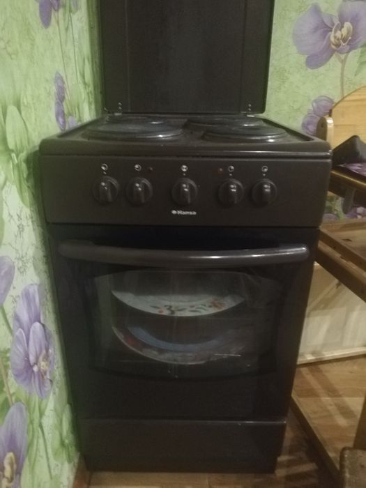 Продам электроплиту