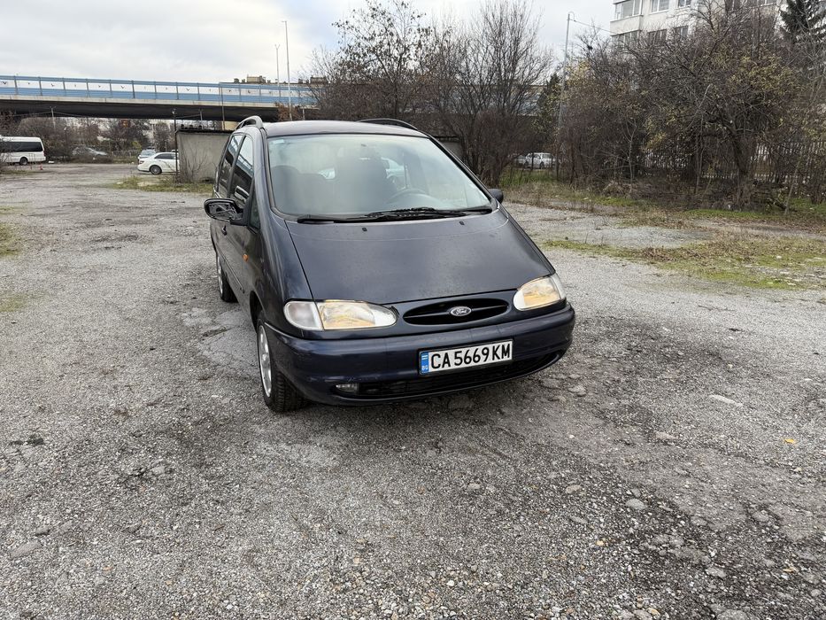Ford Galaxy 2.0i