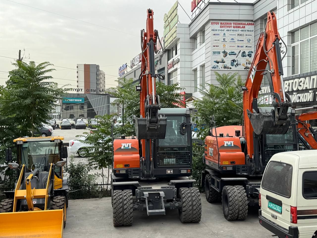 Ekskavator Exkavator экскаватор ZUT 95. 75. 60 mavjud