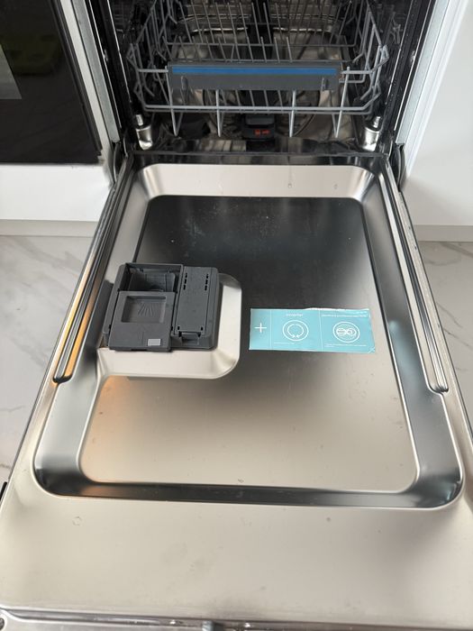 Продам посудамойку встроенную