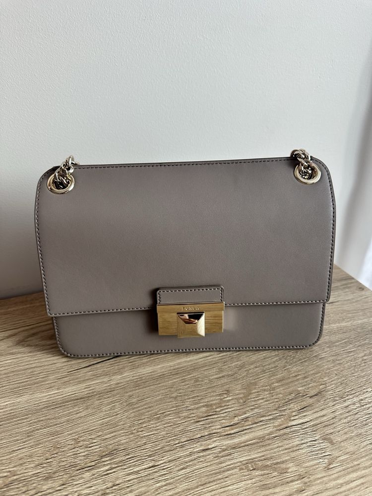 Furla Bella чанта