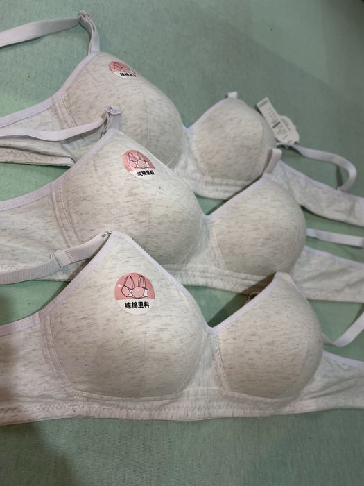 Бюстгалтеры мягкие