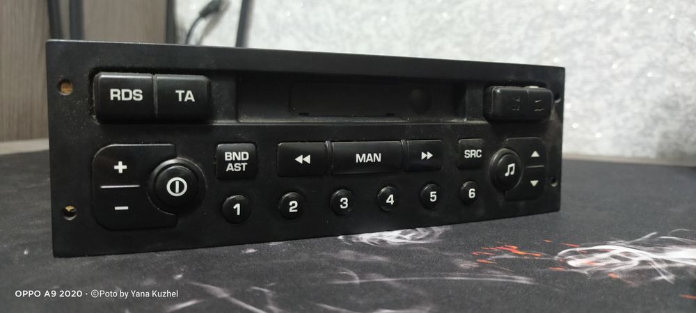 Штатная магнитола Peugeot