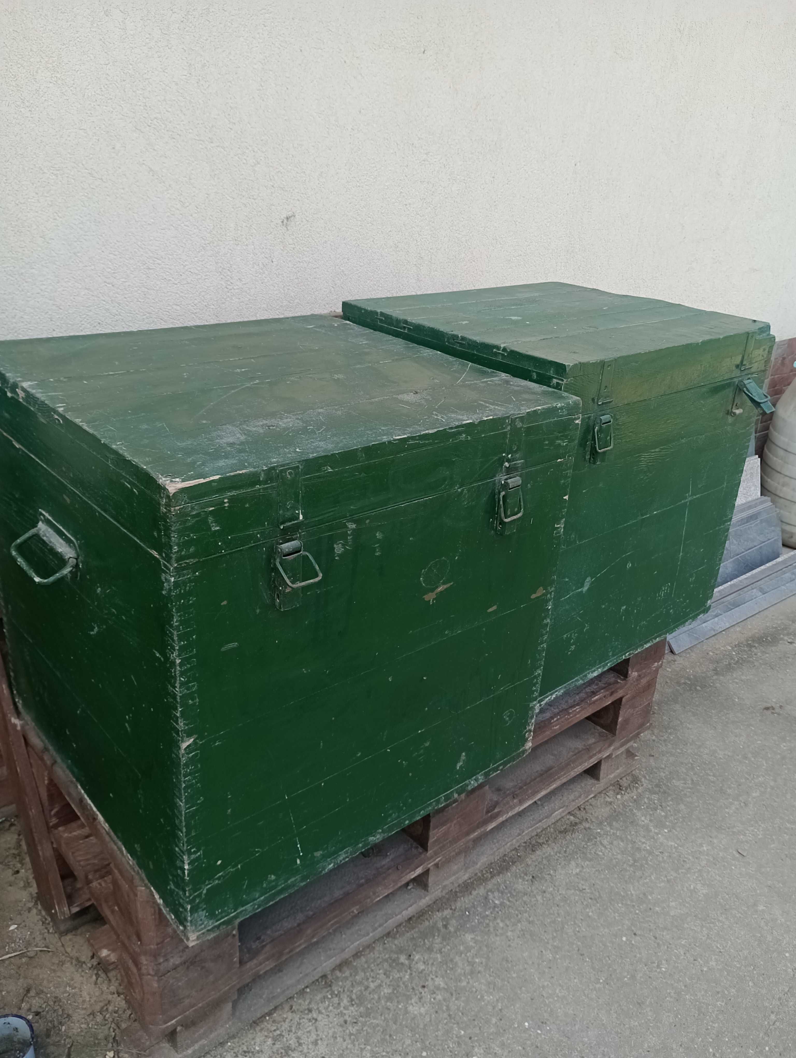 Дървени сандъци военни