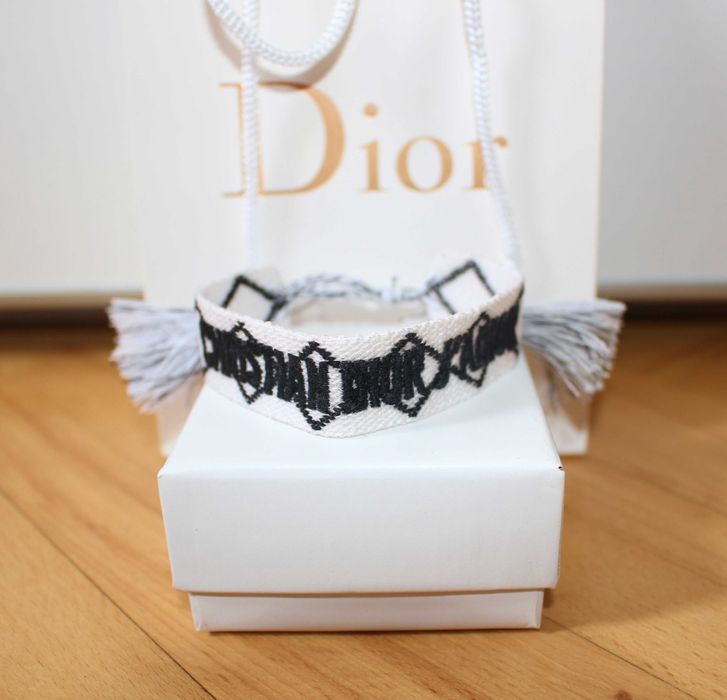 Гривна Dior J'Adior