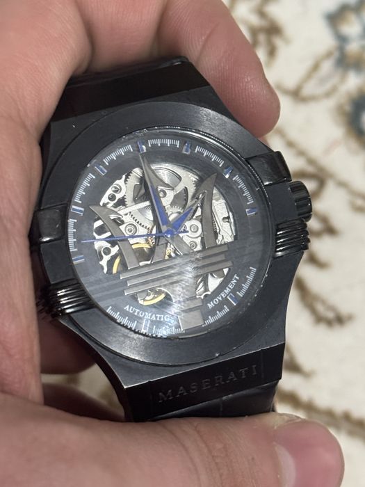 Maserati часы soat