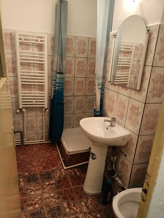 Inchiriez garsoniera confort 1