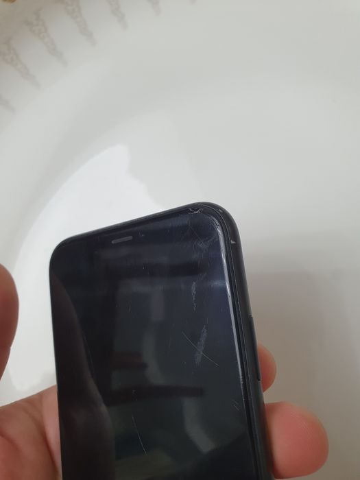 IPhone XR обмен есть