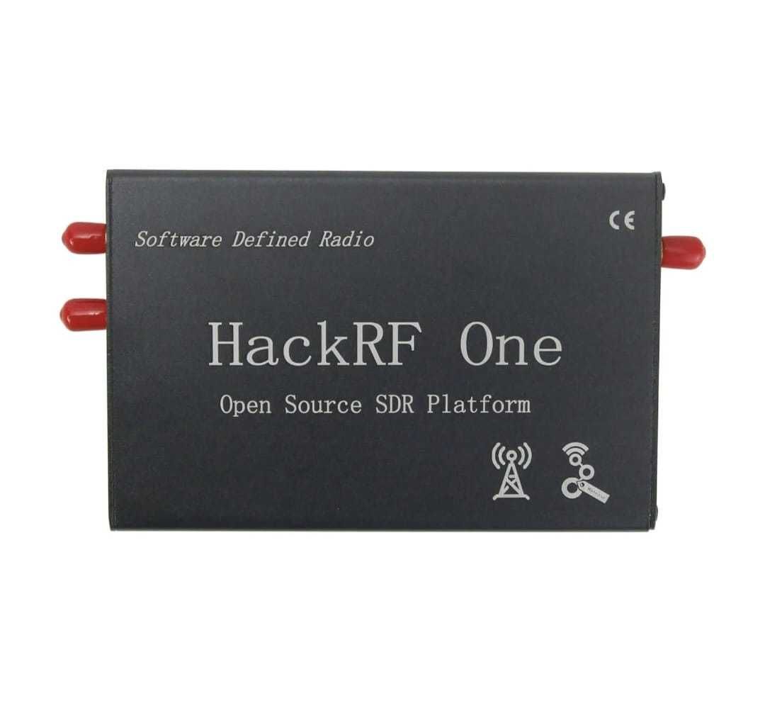 HackRF One 1 MHz to 6 GHz cu modul TCXO carcasa metal si Antenne