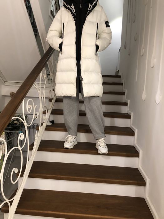 Пуховик 100000 тг Alexander Wang