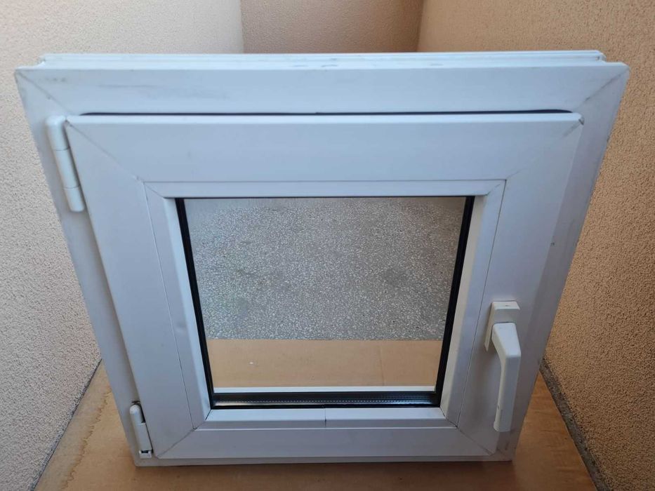 PVC прозорец 55 х 56 х 6 Weiss Profil