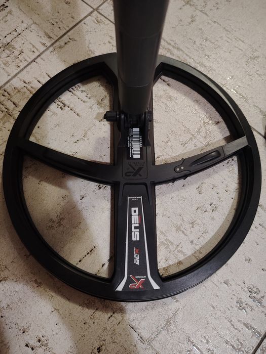 Продава се XP DEUS 1  НОВ