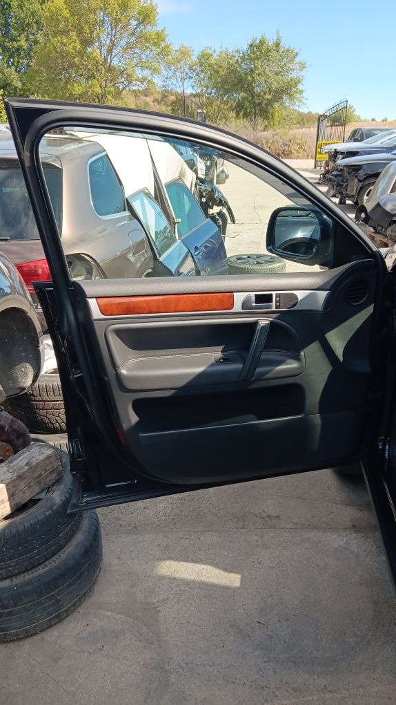 Vw Touareg 2.5 R5 ,174 к.с. ,60 броя на части