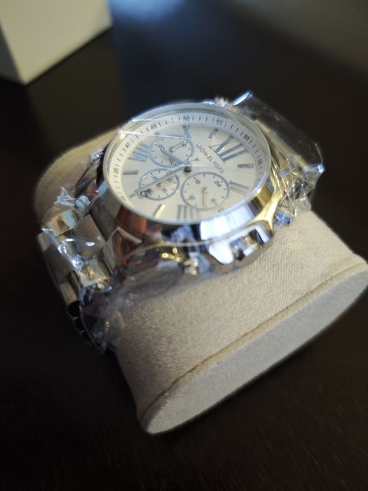 Часы Michael Kors