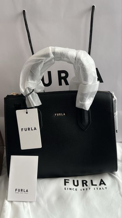 Furla Gardenia Nero.100% оригинал,със сериен номер,етикети,торбичка