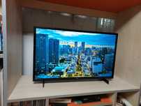 Smart TV Philips LED, 80 cm, full HD. Perfect funcțional.