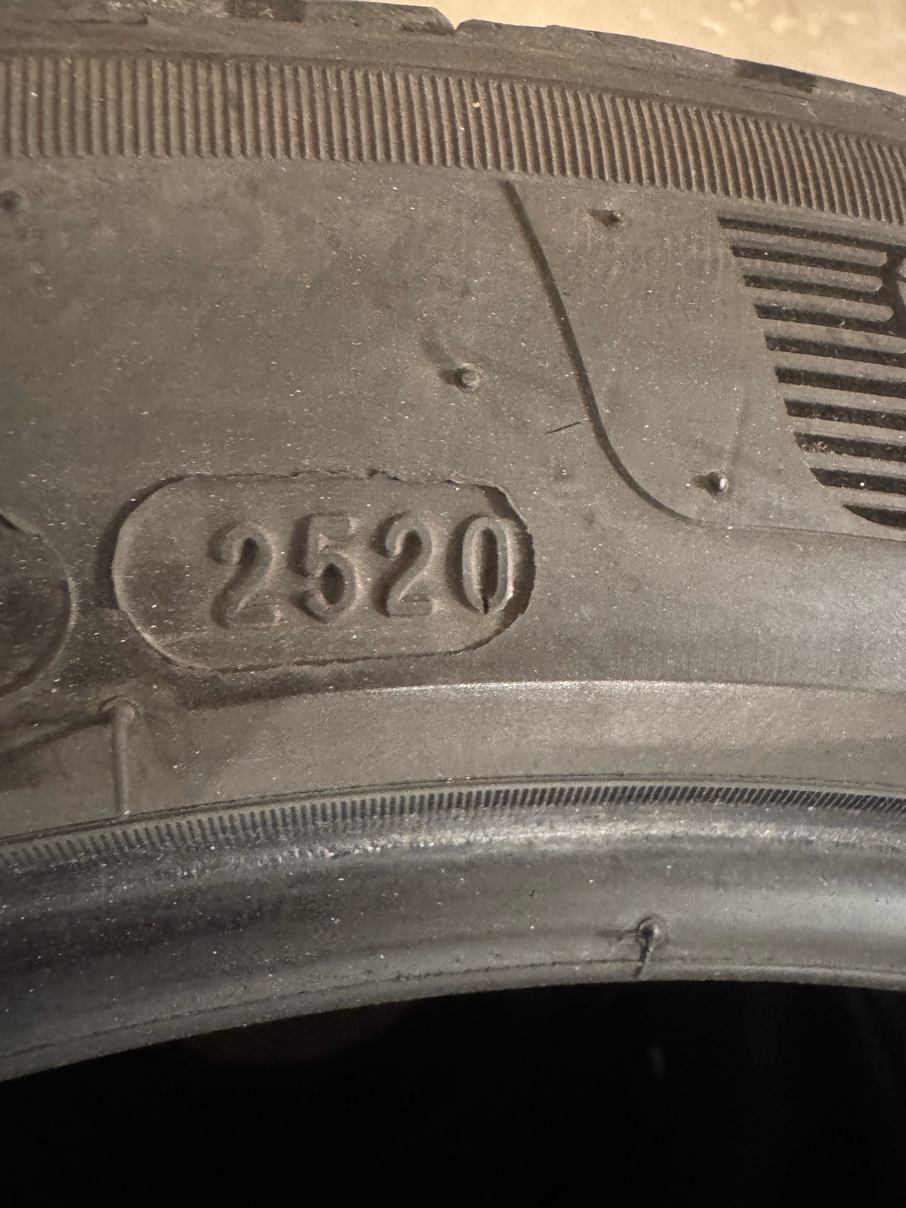 Зимни гуми 4 mm 255/40 R 18 Michelin Pilot Alpin 5