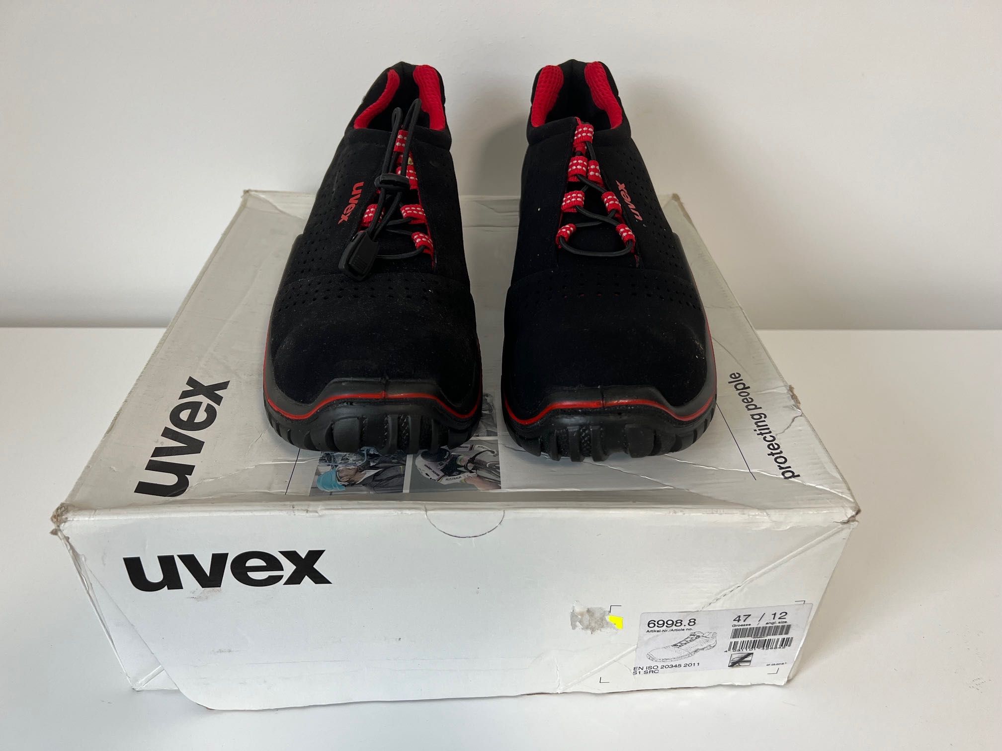 Pantofi perforati Uvex marimea 47