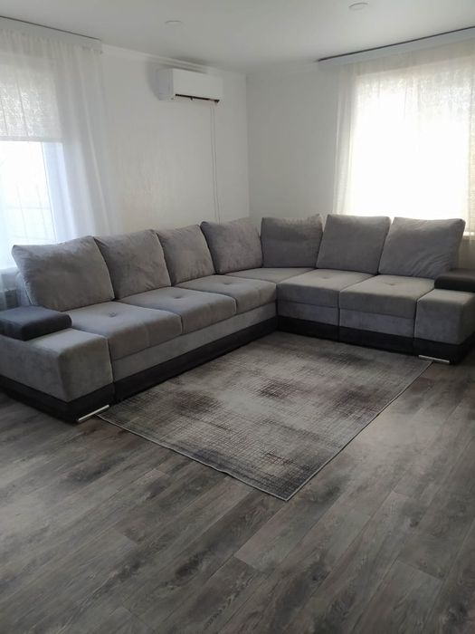 Продам диван в отличном состоянии.