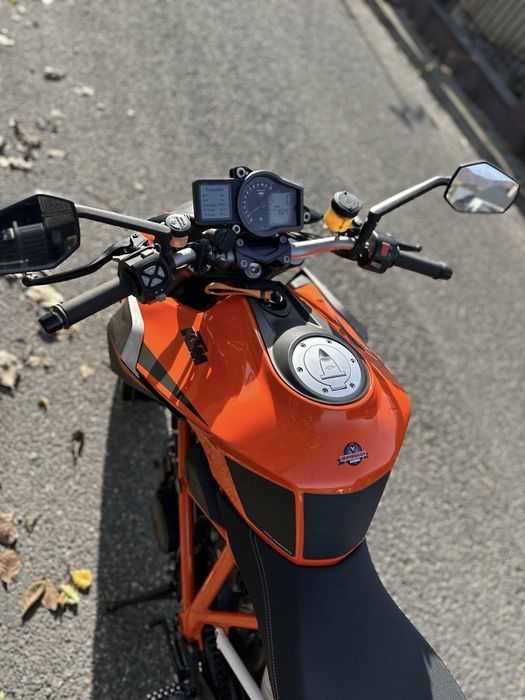 Vând KTM 1290 Super Duke sau schimb cu Adventure