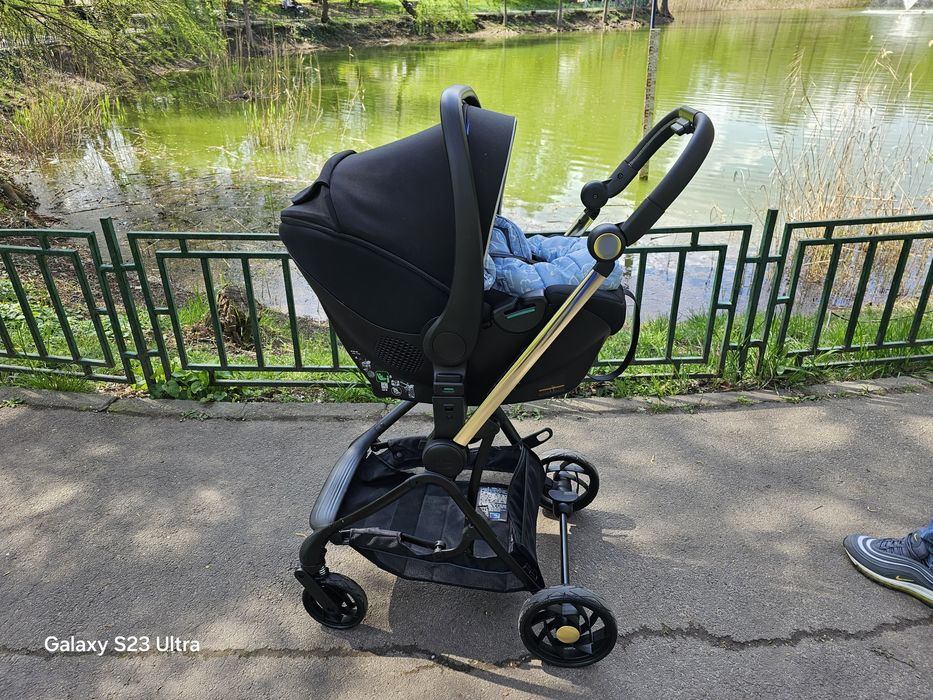 Carucior de copii chicco one4ever 4 in 1 plus baza auto isofix 360 gr