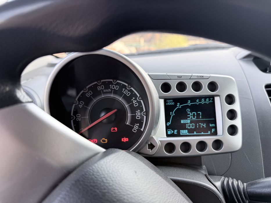 Продам chevrolet spark