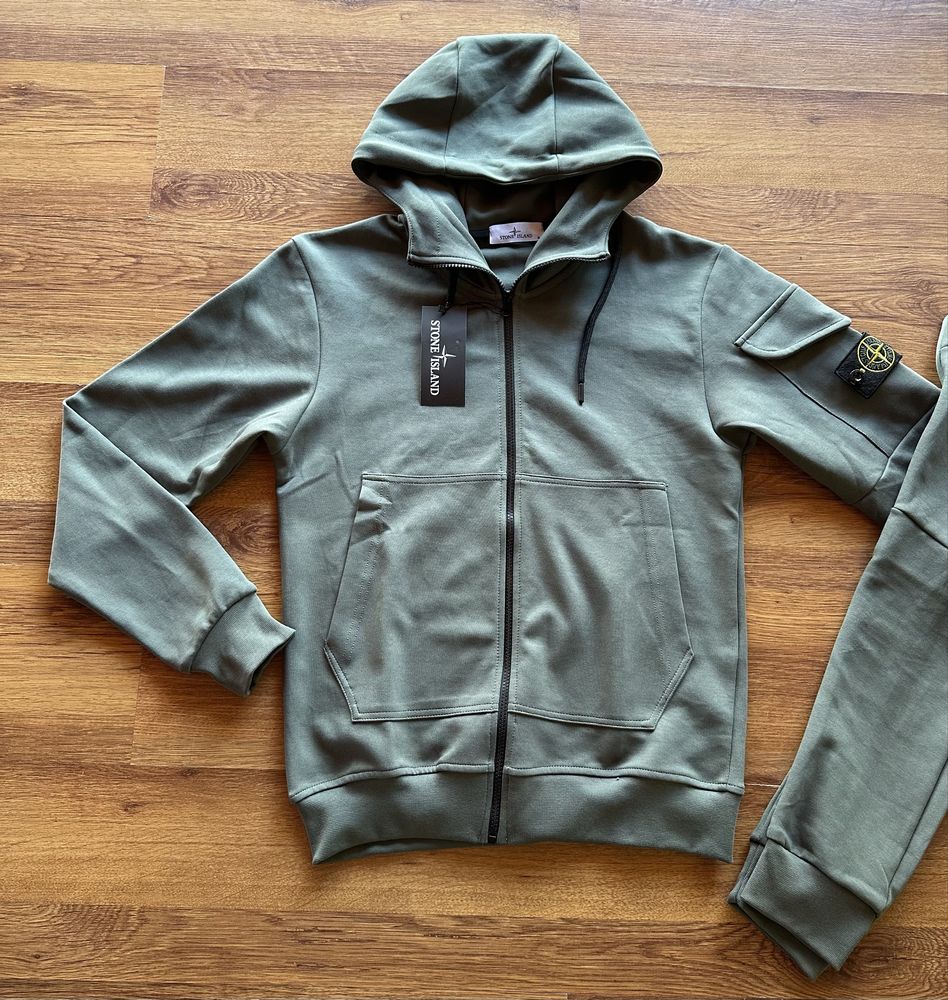Мъжки,памучен,масленозелен екип Stone Island с карго долнище