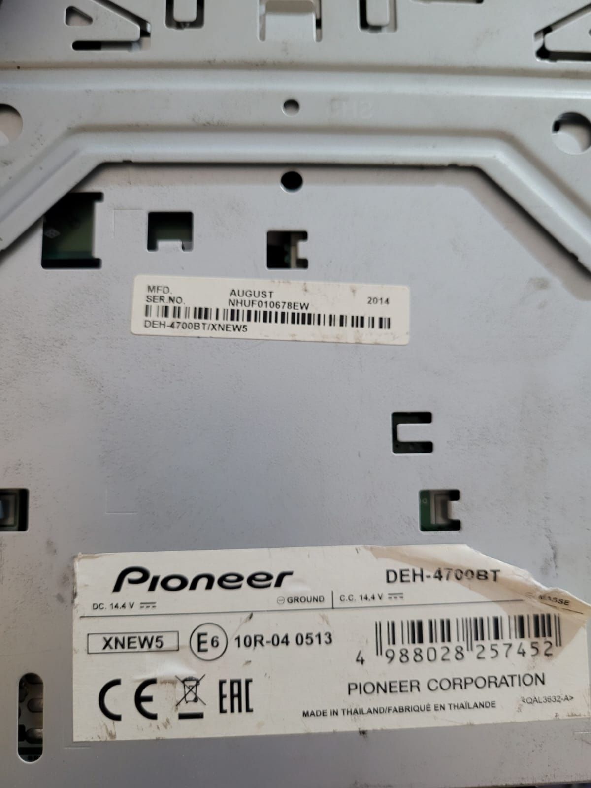 Vând casetofon cu conectare prin Bluetooth și CD PIONEER