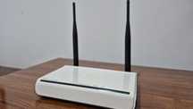 Router Wireless-N Tenda, 300Mbps, model W308R