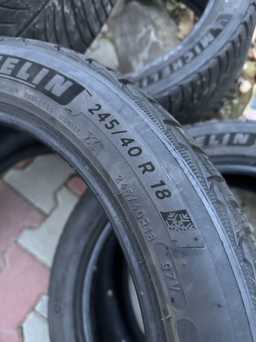 Michelin Alpin 5 245/40R18 dot 2024