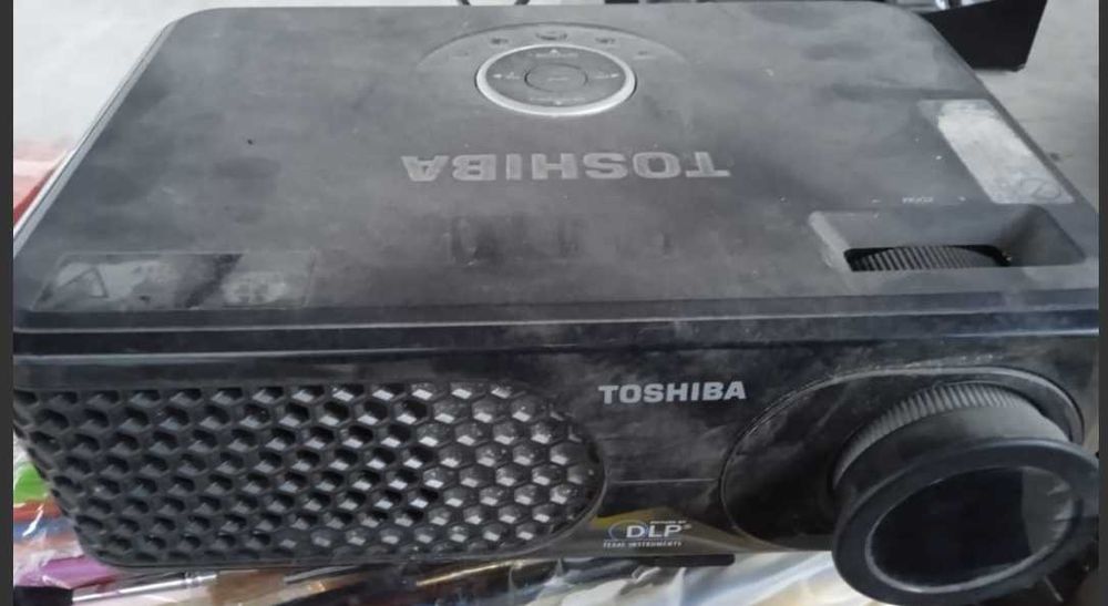 Проектор Toshiba