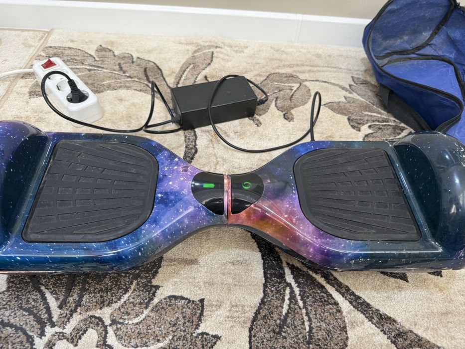 Продам гидроскутер. В хорошем состоянии. Имеется зарядка, сумка.