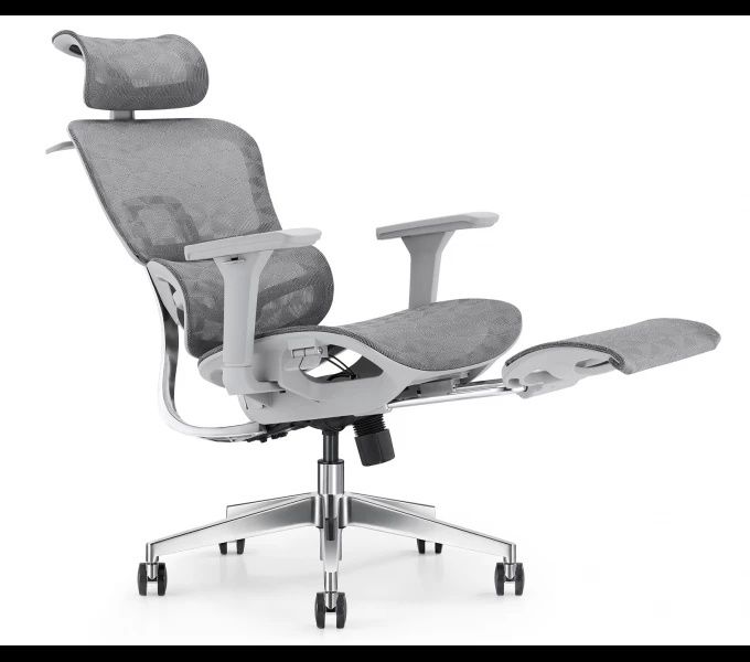Офисное кресло для руководителя модель Lucky