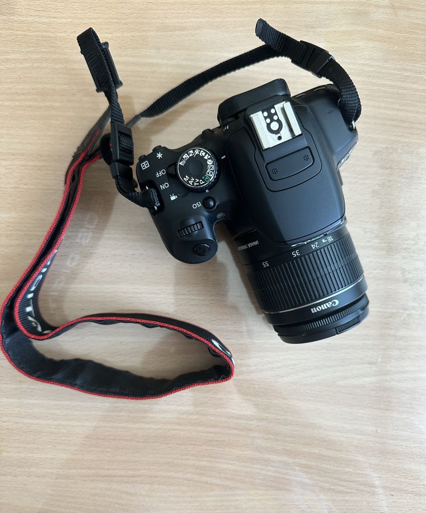 Продам фотоаппарат Canon 650D