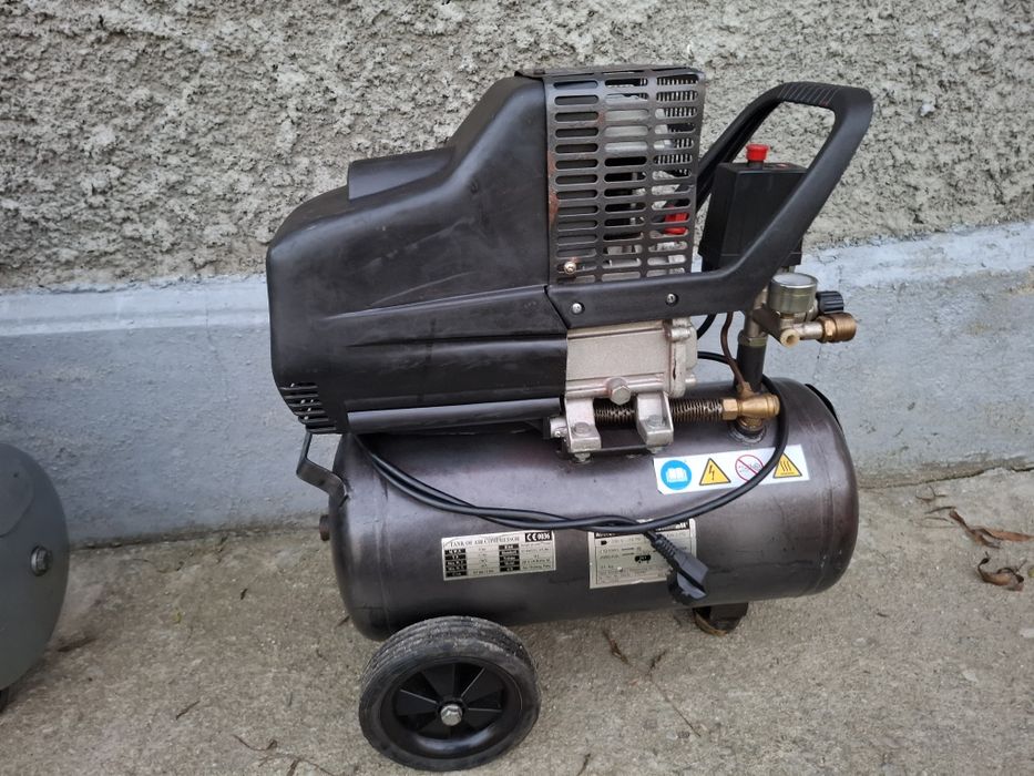 Compresoare aer,butelie de 24l,8bari
