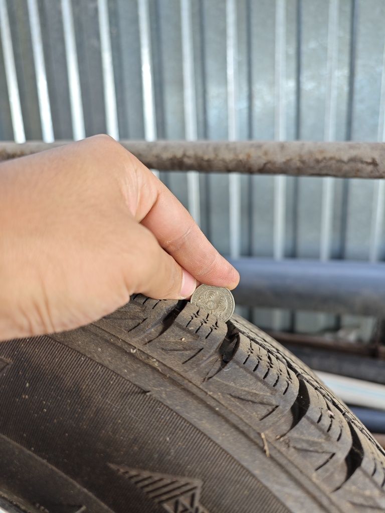 215/60r16 зима..