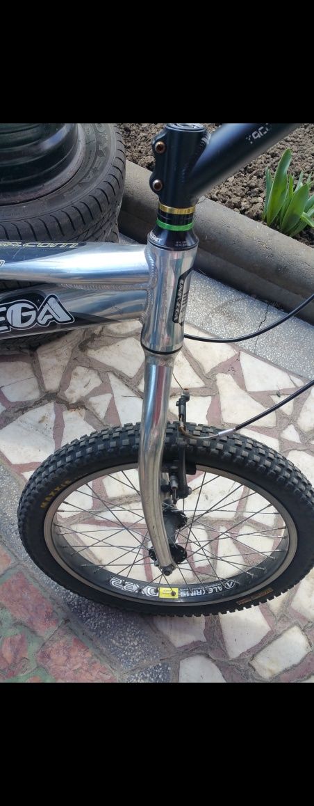 Bicicletă copii roti 20