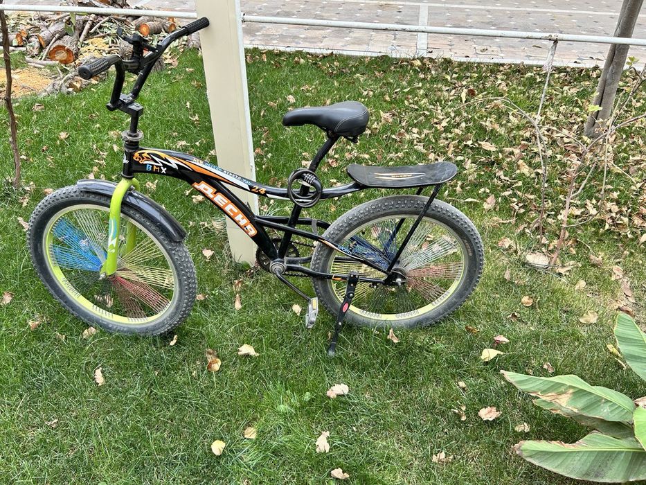 Velik sotiladi srochna pul kerak qiziqganlar yozsin