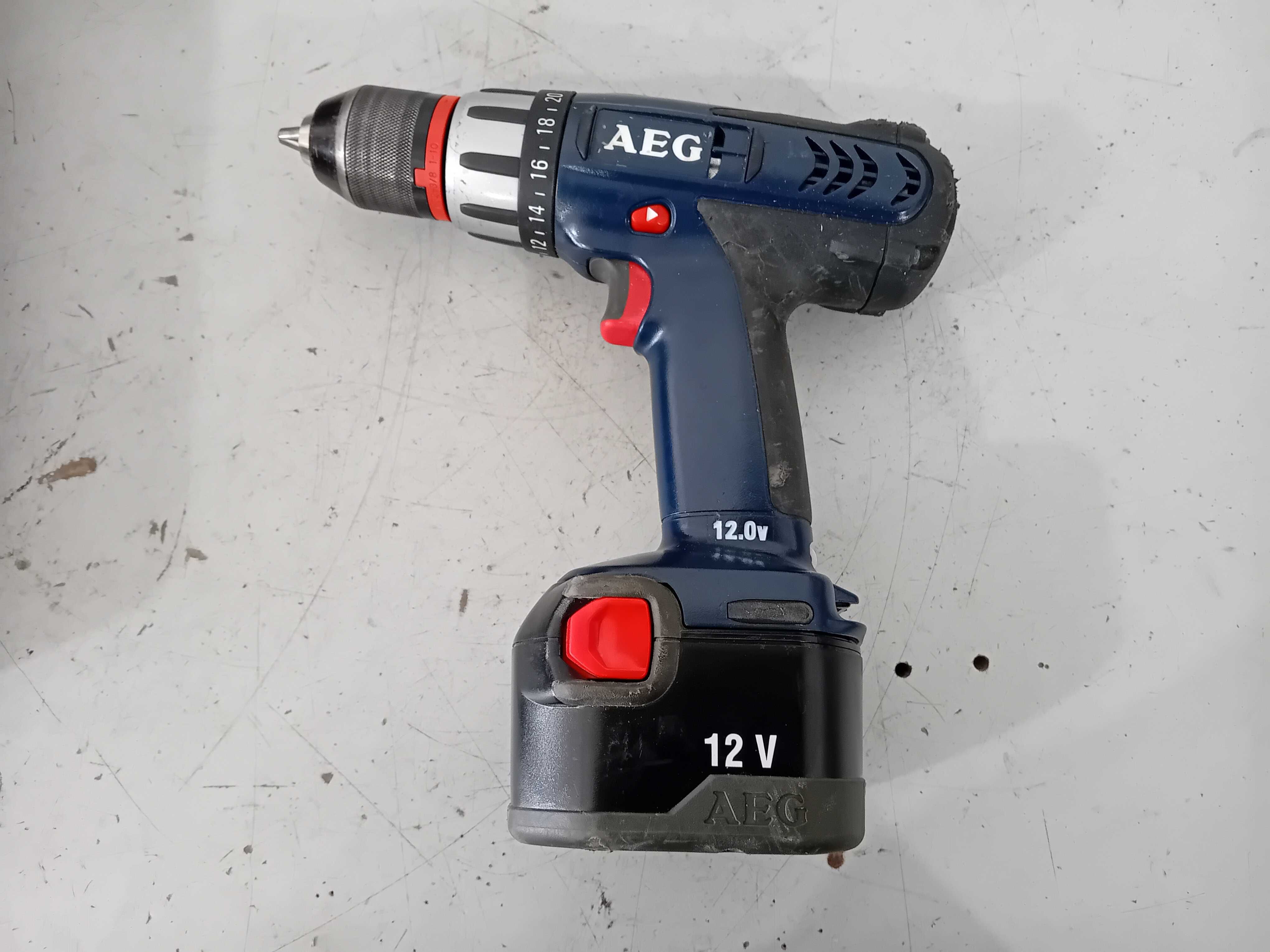 Винтоверт - AEG 12 V