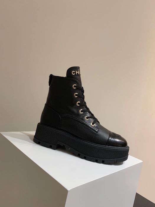 Обувки Chanel Естествена кожа