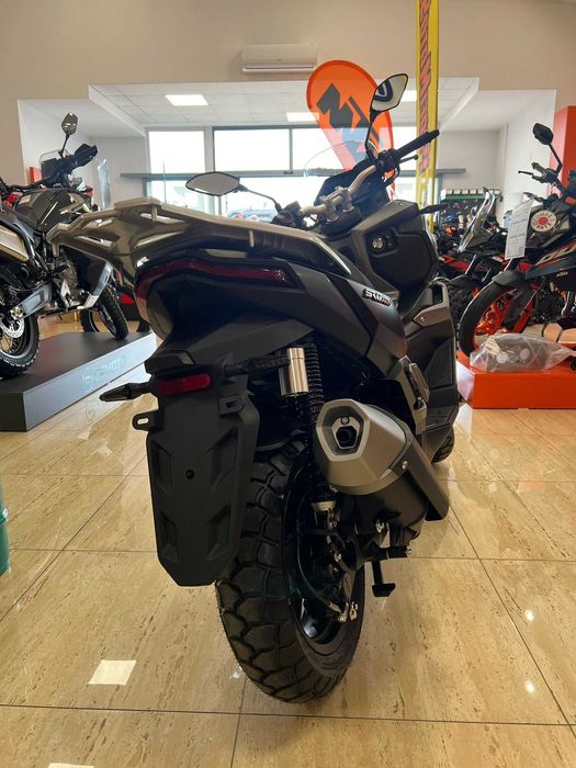 Scuter VOGE 125 SR1 ADVENTURE Black '25