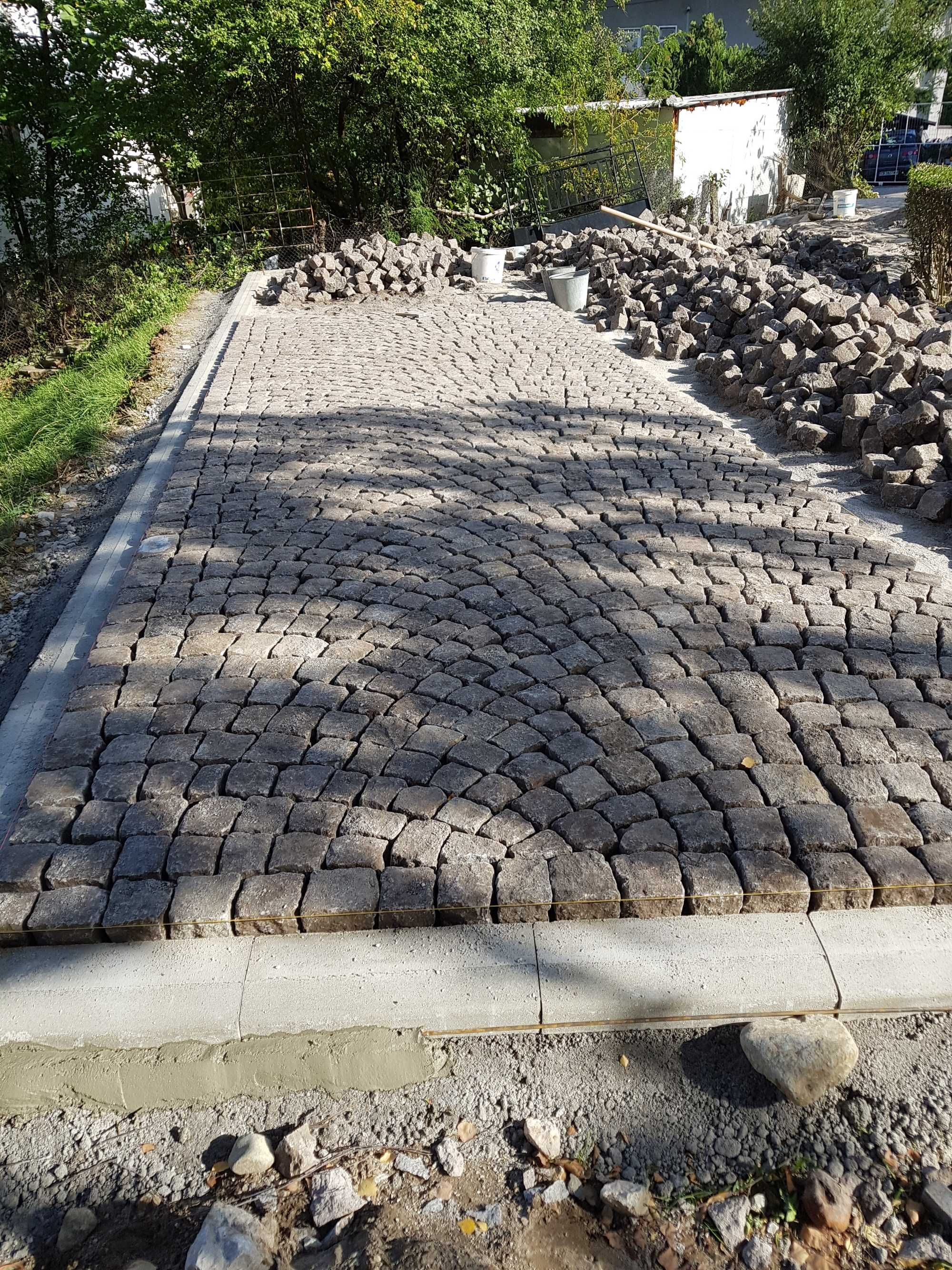 Редене на павета и тротоарни плочки, гранитни павета и бордюри-дворове